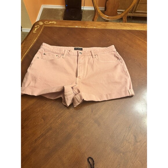 Free Assembly Womens Plus Size 16 Shorts Folded Cuff Pink Rose Denim - Picture 2 of 12